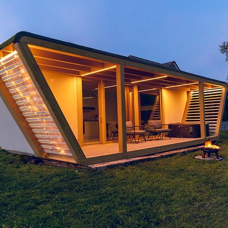 Holiday House Hona Lux Velike Lasce Екстериор снимка