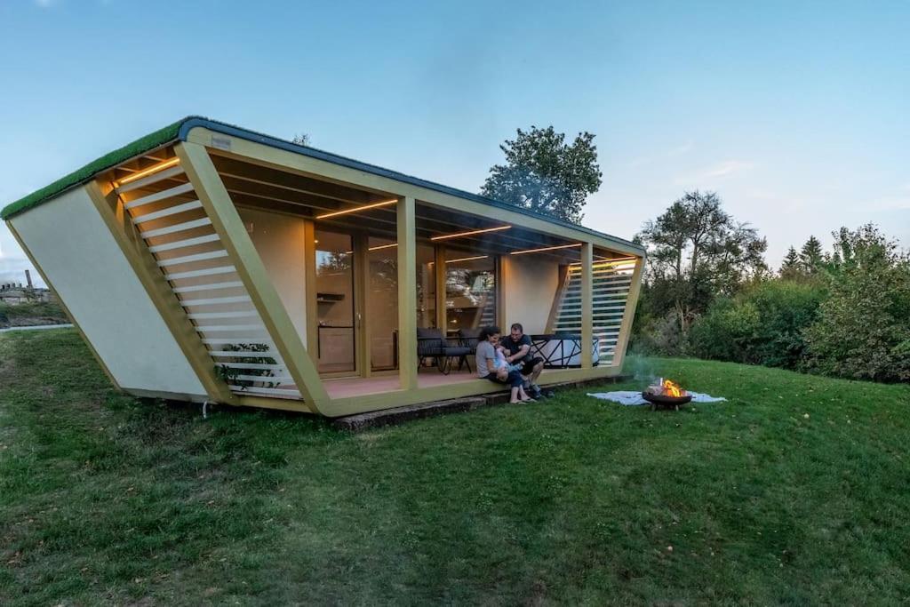 Holiday House Hona Lux Velike Lasce Екстериор снимка